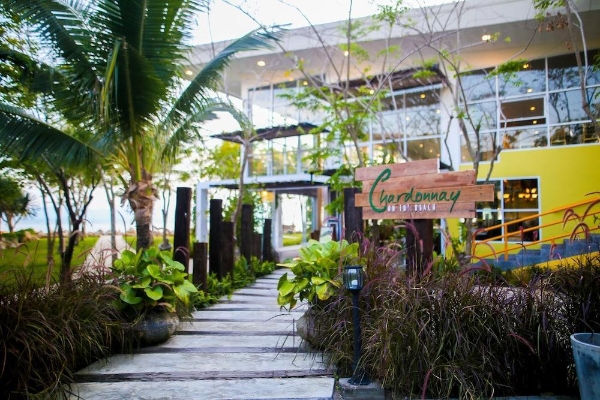 Hotel Summer Luxury Beach Resort and Spa (Ban Talat Thong Sala)